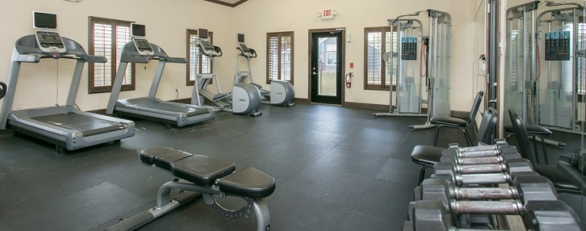 knightsgate-apartments-college-station-tx-fitness-center.jpg