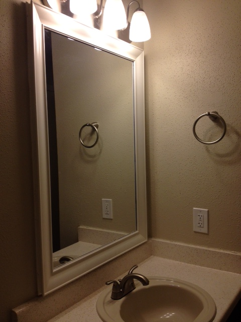 Oversized bathroom mirrors and great lighting.JPG